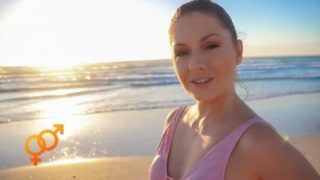 Arousins: Hot Blowjob On The Beach – Rebecca Volpetti